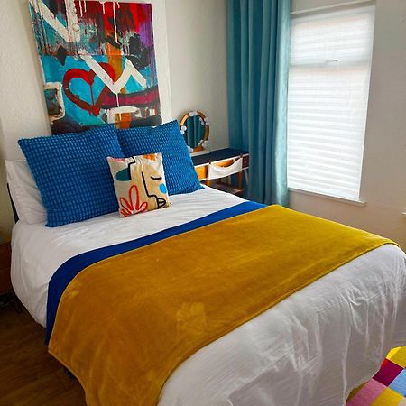 Bloom19 Traditional Belfast Entire House 10 Mins From City Centre מראה חיצוני תמונה