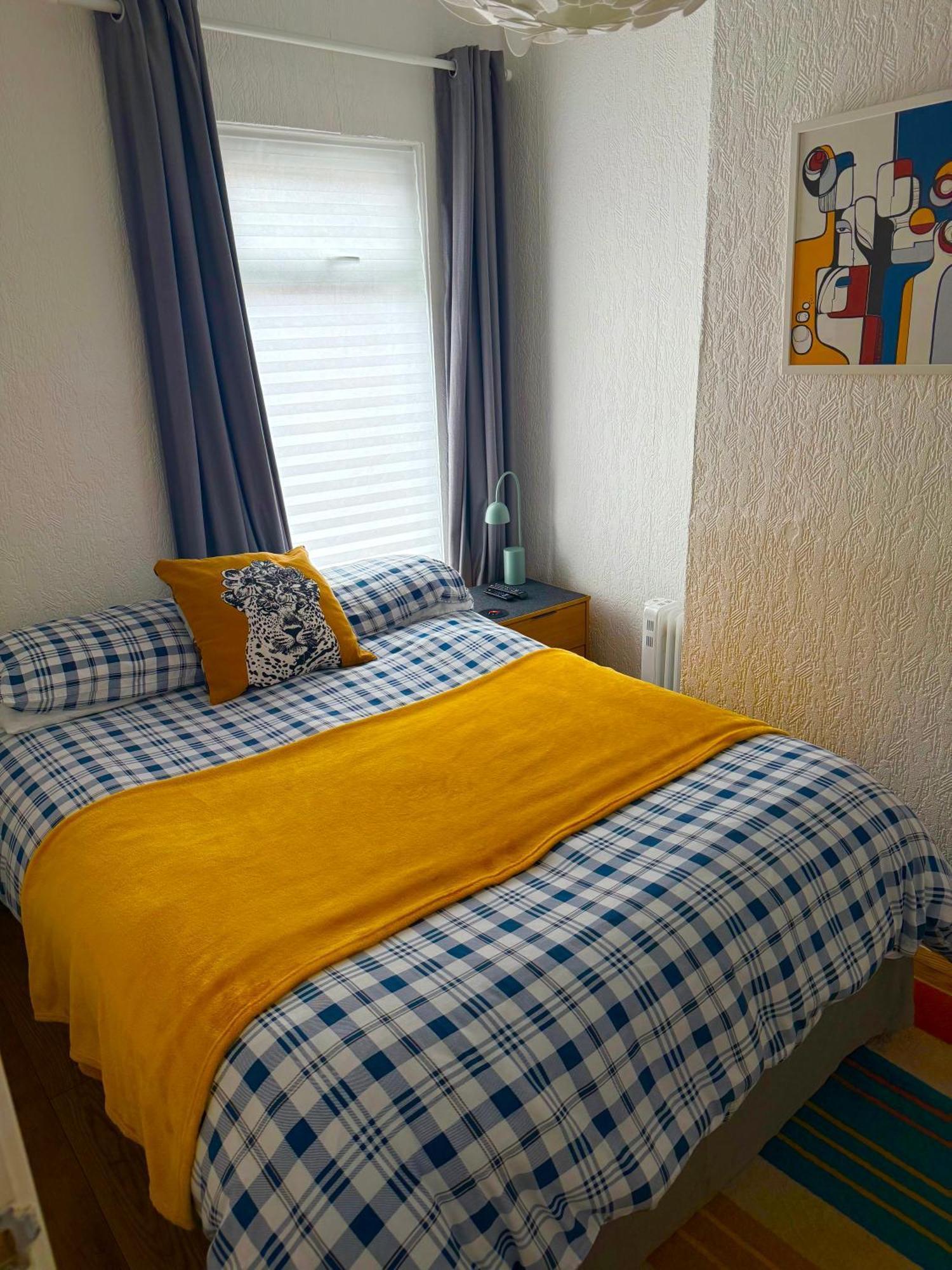 Bloom19 Traditional Belfast Entire House 10 Mins From City Centre מראה חיצוני תמונה