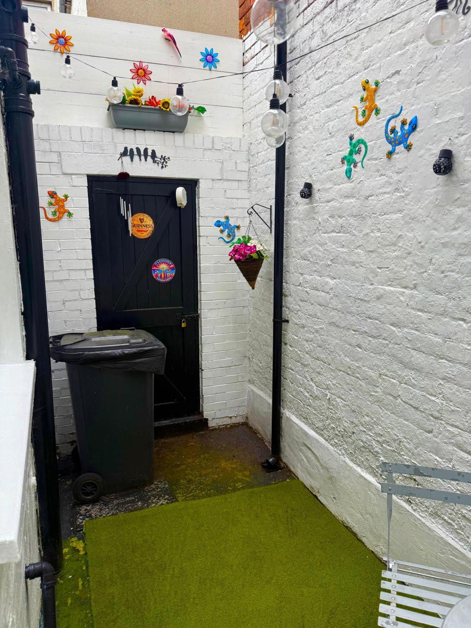 Bloom19 Traditional Belfast Entire House 10 Mins From City Centre מראה חיצוני תמונה